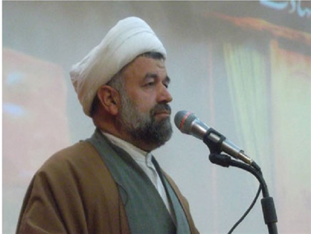 دشمنان در پی اکتفای مسلمانان به ظواهر هستند/ افزایش قدرت نظامی کشور ضروری است
