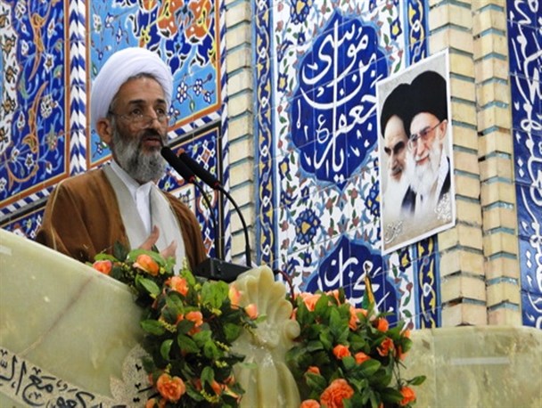 برادرکشی‌های امروز حاصل عمل نکردن به غدیر است/ زمزمه‌های بی‌خودی عدم نیاز به تقویت نظامی کشور