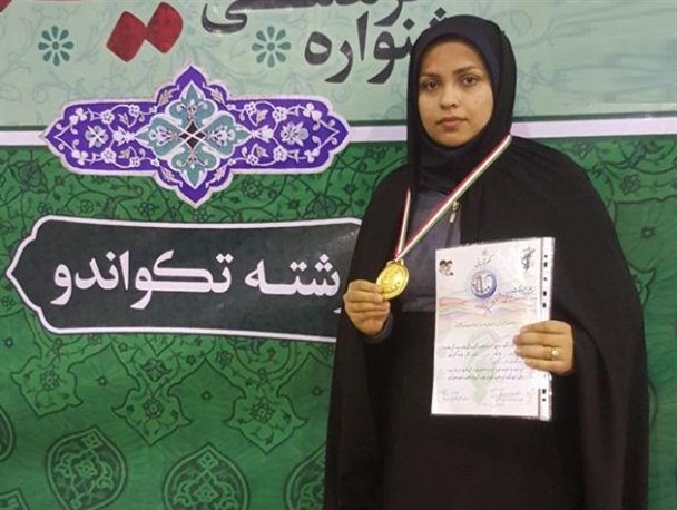 با احترام مدال را به شهید حججی تقدیم می کنم