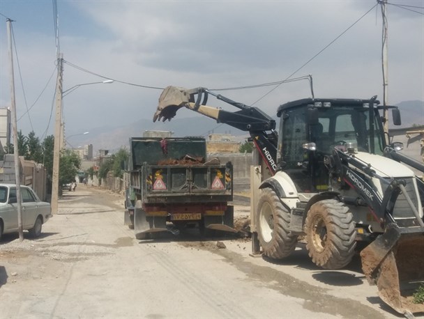 آغاز عملیات جدول کشی خیابان های نجف آباد یاسوج + تصاویر