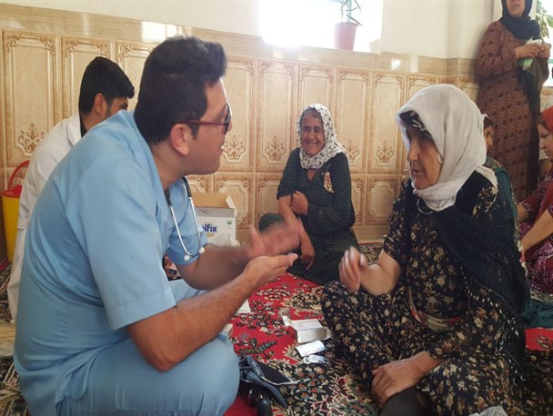اعزام ۱۵ تیم بهداشتی به مناطق محروم استان کردستان +تصاویر