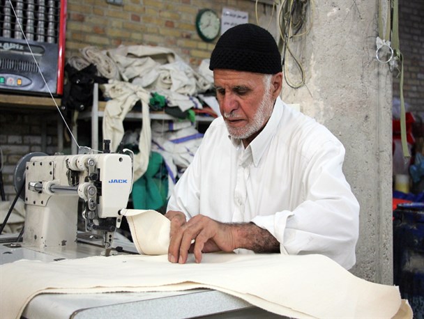 گفتگو با خیاطی که با یک خواب، پوش دوز عزای حسین (ع) شد