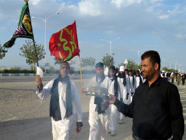 استقبال اهالی شرق اصفهان از کاروان پیاده انصارالحسین(ع)+ تصاویر