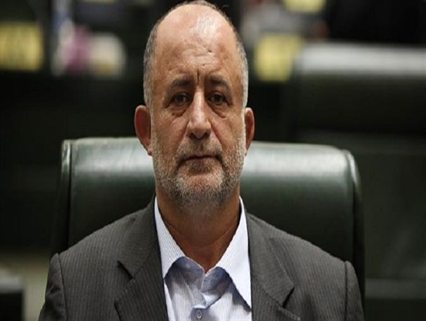 نمایندگان حاشیه‌ساز در ماجرای دختر آبی اظهار ندامت کنند