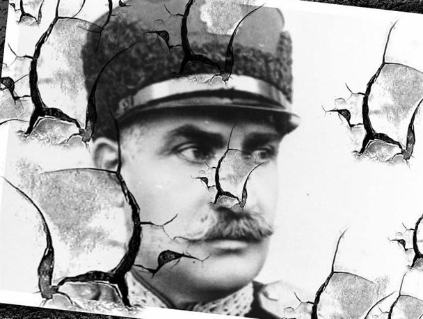 رضاخان دست‌نشانده استعمارگران برای نابودی نظام دینی ایران بود