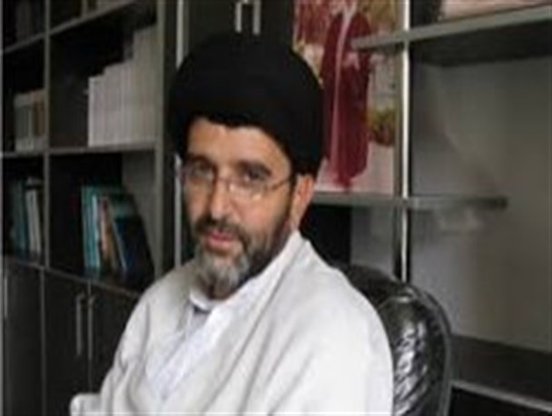 باید تلاش کنیم تا مشکلاتی مانند گرفتن زیر میزی ریشه کن شود
