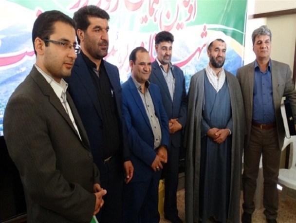 برپایی اولین نمایشگاه توانمندی های روستاییان در بویین میاندشت