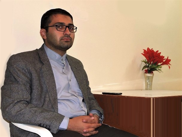 به اقتصاد مقاومتی نباید نگاه شعارگونه شود