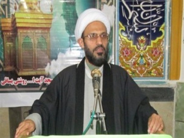 تبعیت از ولی زمان یکی از پیام های نهضت عاشورا است