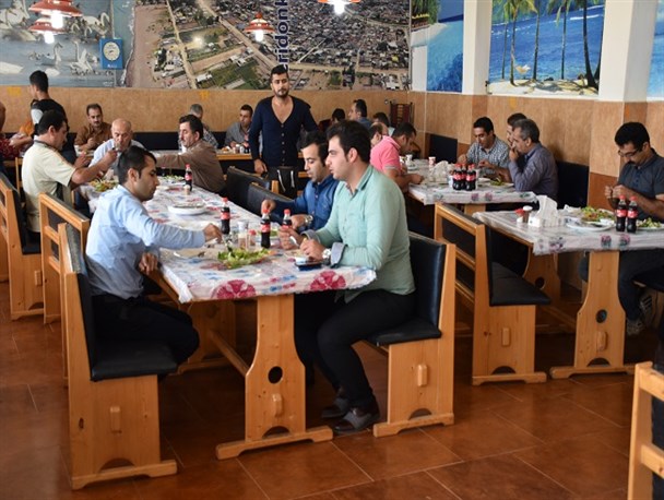 کمک ۱۰ میلیون ریالی بسیجیان اتحادیه کفاشان فریدونکنار به ستاد بازسازی عتبات و عالیات