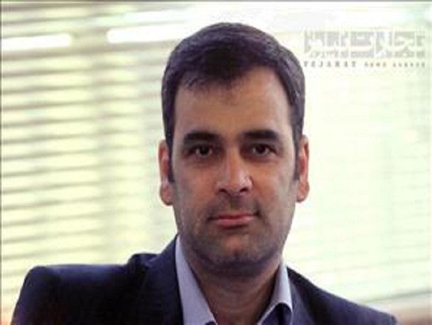 350هزارتومان از قدرت خرید مردم کاسته شده/بیکاری 2هزار نفر در پتروشیمی تبریز در صورت عدم تکمیل شناسنامه ی آقای منادی تا اسفند ماه!