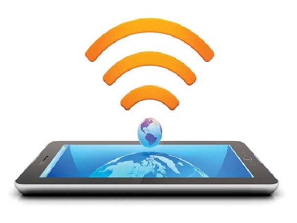 ایجاد 8 سایت تلفن روستایی در بخش لادیز