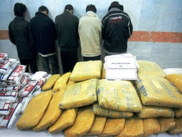در طرح مبارزه با خرده فروشان مواد افیونی 5879 گرم مواد مخدر کشف شد