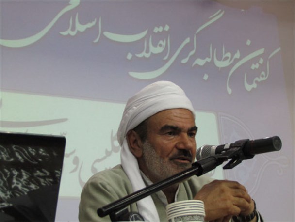 وهابیت خارج از مذاهب اهل سنت است/ سنی ها مخالف شیعه انگلیسی و اسلام امریکایی هستند