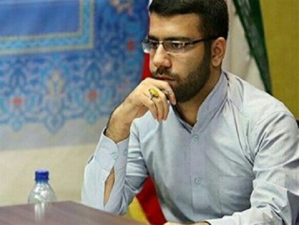 بی‌توجهی به دانشگاه فرهنگیان بیانگر عدم دلسوزی در مبحث تعلیم و تربیت است / حکایت دولتی که هوای معلمان را فقط در انتخابات دارد!