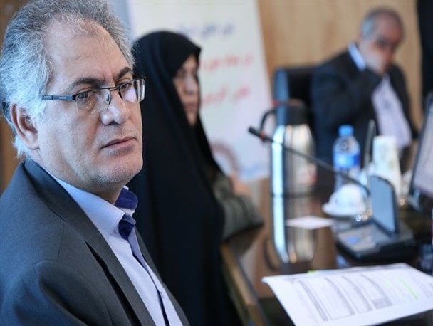 نشست بخشی از عرشه های پل نوساز میدان سپاه کرج/ معضلات شهری از کمبود کمیسیون های تخصصی در شورا رنج می برند