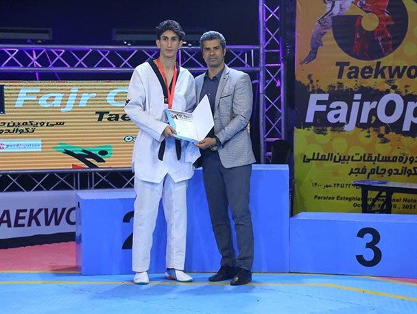 بزرگی: به تیم ملی تکواندو نزدیک تر شدم/ به دنبال اثبات توانایی‌هایم به کادرفنی تیم ملی هستم