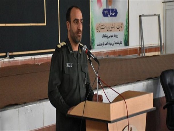 نهضت روشنگری در جامعه باید فراگیر شود