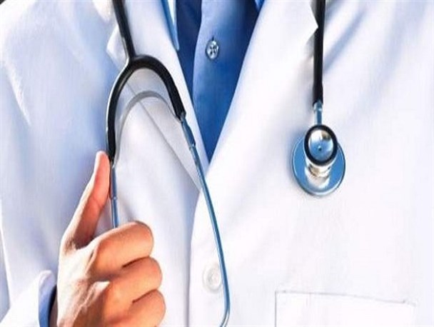 کمبود پزشک متخصص در ۱۵ رشته/۴۵۰ متخصص مشغول به کار هستند