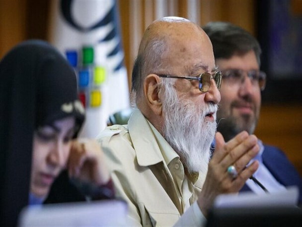 شهرداری به جد و قاطعانه مقابل ساخت و سازهای غیرمجاز بایستند