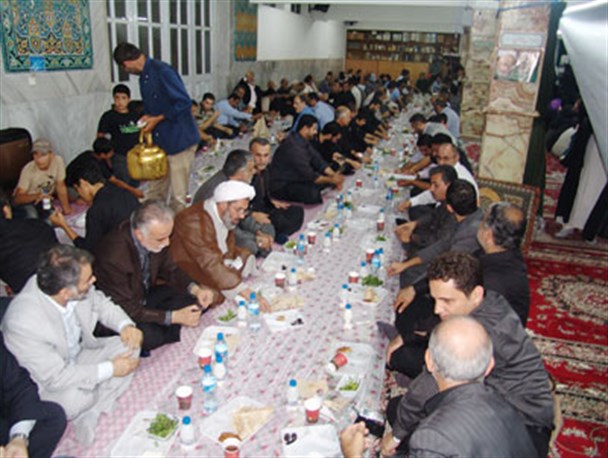 ۴۰۰ نفر از ایتام مددجوی تویسرکانی اطعام شدند