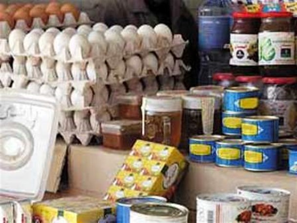 توزیع سبد غذایی رایگان بین 61 هزار نیازمند کمیته امداد ایلام