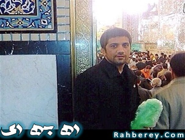 قهرمانی کشتی شهرری در حال خدمت به زائران امام رضا (ع)+ عکس