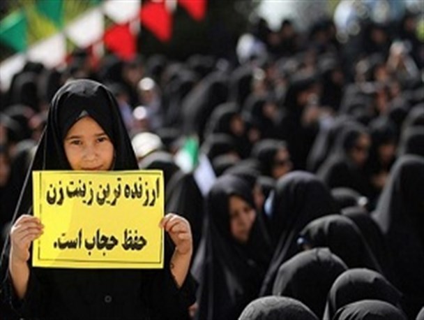 غفلت مسئولان از جدیدترین هشدار فرهنگی رهبر انقلاب/دشمن چه زمانی هیزم بیشتری در آتش بدحجابی می‌اندازد