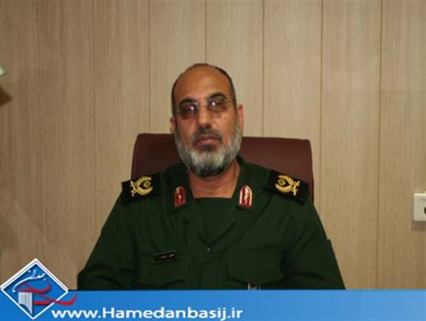 برگزاری 1700 عنوان برنامه به مناسبت هفته بسیج در همدان/ سردار سلیمانی سرباز ولایت است