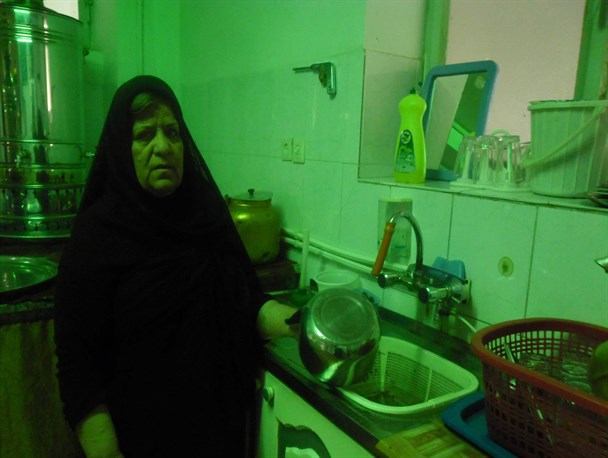 بانویی که بیش از 20سال در یک هیئت خادمی می کند/ تنها حاجتم توفیق خادمی اهل بیت(ع) است