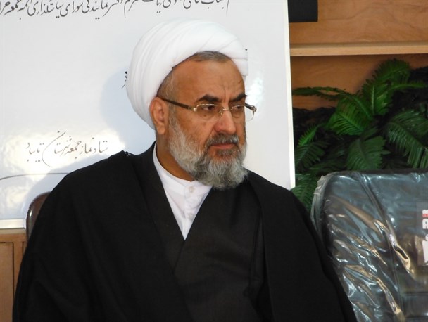 دشمن قصد نفوذ در نقاط حساس کشور را به بهانه های مختلف دارد
