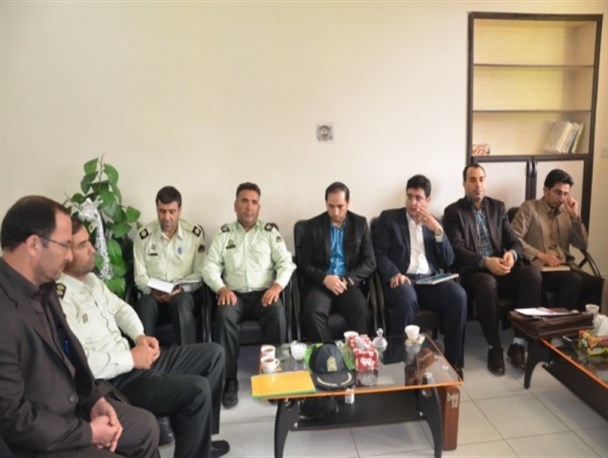 کارگاه آموزشی پلیس فتای میاندوآب با موضوع فضای مجازی، تهدیدها و فرصت ها