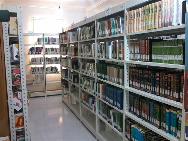 نمایشگاه 20 هزار جلدی کتاب در سیریک گشایش یافت
