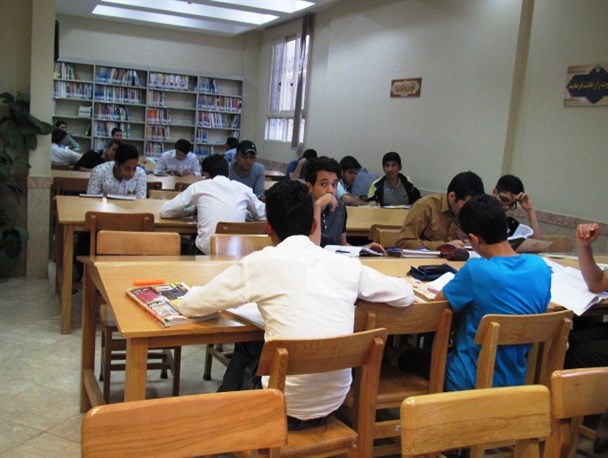 هفته کتاب بهانه ای برای گرامیداشت کتاب، کتابدار و کتابخانه است