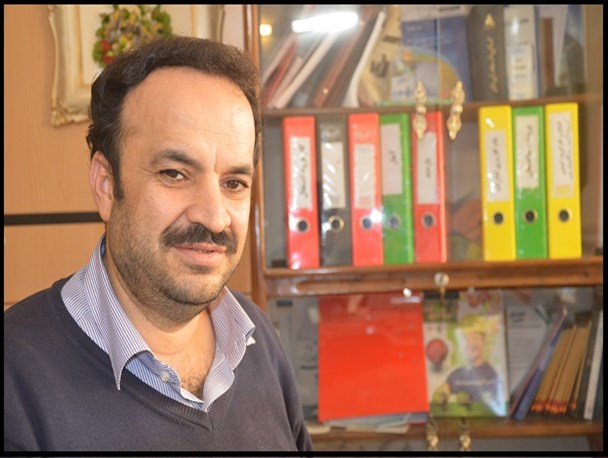 گفتگو با نفر اول اقتصاد مقاومتی در شهرستان بهارستان/ وظیفه مردم و مسئولین چیست؟