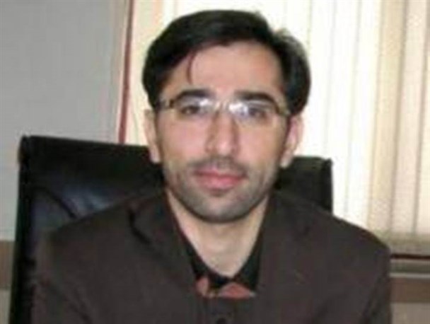 خدمات شهری از ظرفیت های خود برای ترویج کتابخوانی تلاش کند/ کار آفرینان به پویایی جامعه کمک می کنند