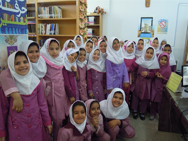 آغاز نام نویسی رایگان دانش آموزان استان همدان در هفته کتاب