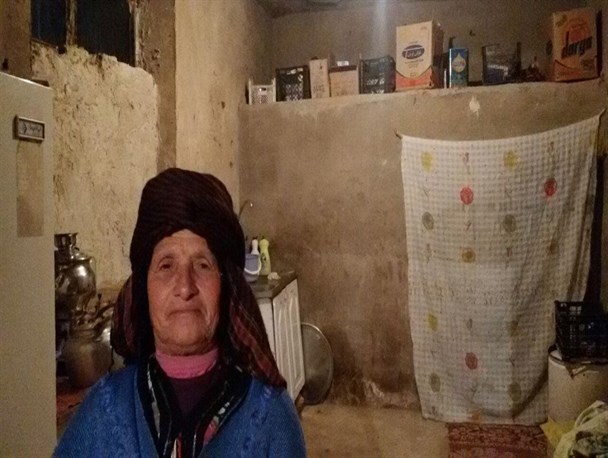 همه دارایی گلشن خانم + سه بچه معلول