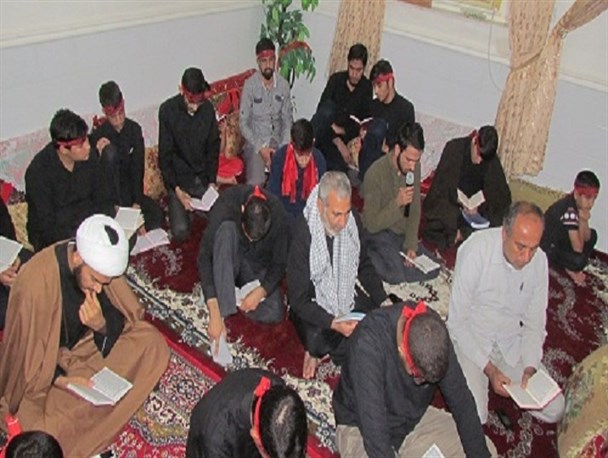 دیدار طلاب برازجانی با خانواده شهید نجم+ تصاویر