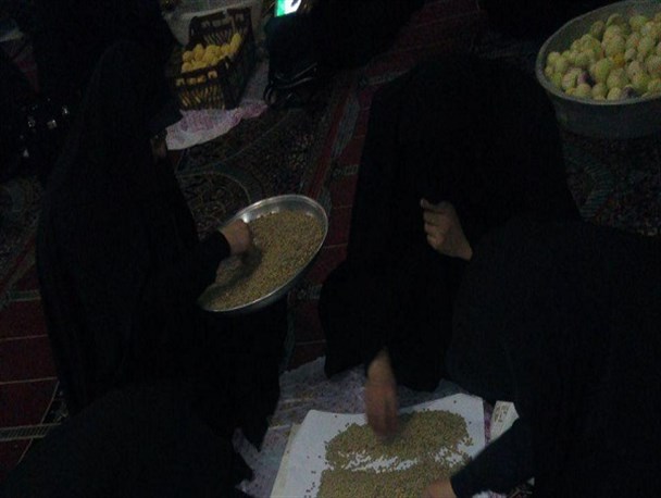 تعجب بانوی استرالیایی از حرکت اربعینی بانوان قمی+تصاویر
