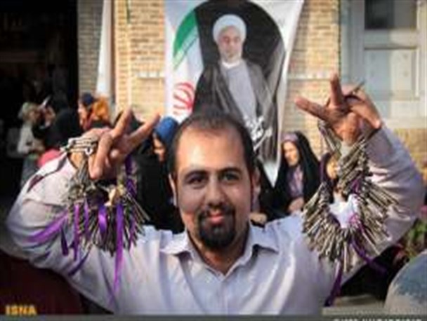 برگزاری همایشی جهت حمایت از دولت در تبریز