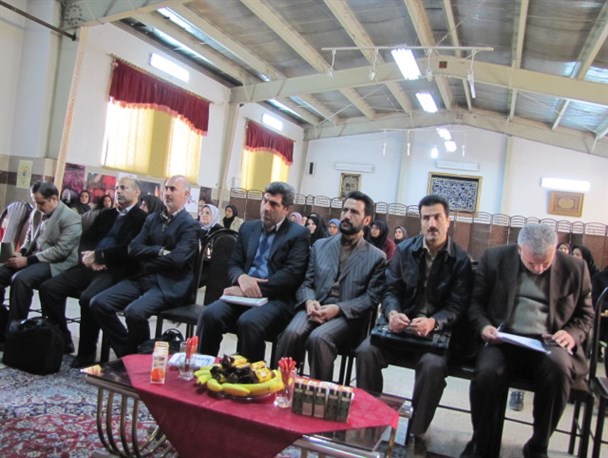 پژوهشگران برتر آموزش و پرورش ناحیه ۳ کرج تجلیل شدند