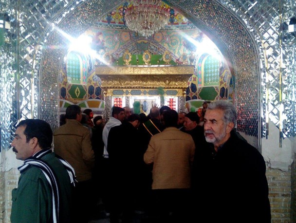 آیین غبارروبی آستان مقدس امامزاده احمد (ع) سنقروکلیایی برگزار شد