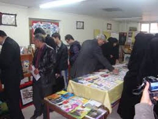 نمایشگاه آثارپژوهشی در شیروان در حال برگزاری است