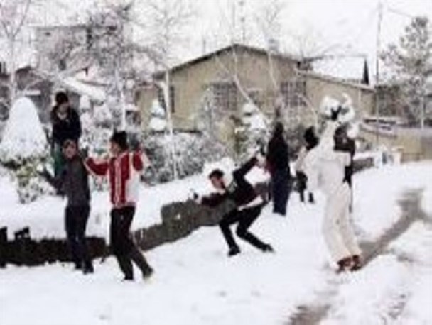 حضور دانش آموزان سی سخت بر سر کلاس با تاخیر صورت میگیرد