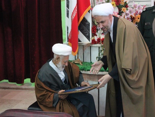همایش یاوران وقف در ابهر برگزار شد