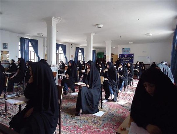 تقویت حوزه، نیاز امروز جامعه/ حوزویان زبان گویای مکتب هستند