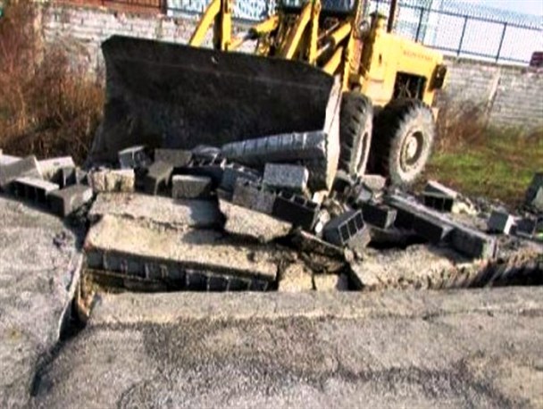 قلع‌و قمع بناهای غیرمجاز در منطقه لاله آباد شهرستان بابل