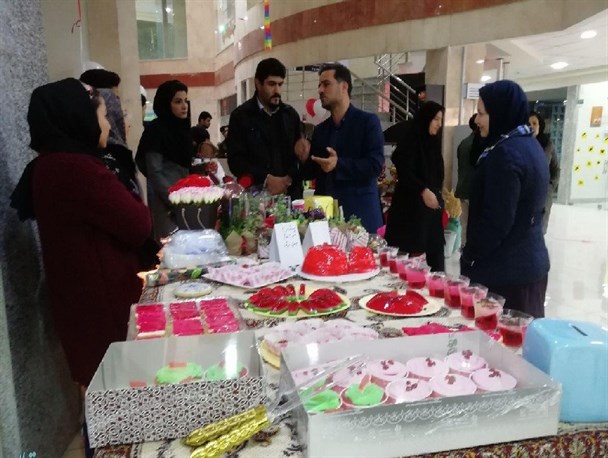 بازارچه خیریه با هدف کمک به خانواده های نیازمند در تیران افتتاح شد/تصاویر