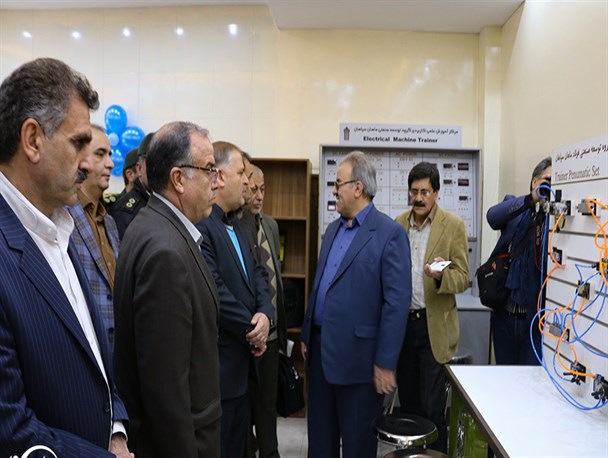 آزمایشگاه برق و مکانیک دانشگاه ماهان مبارکه افتتاح شد/ تصاویر
